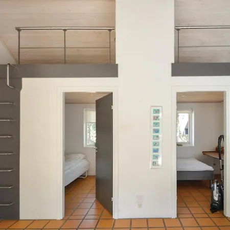 Three Bedroom Holiday In *